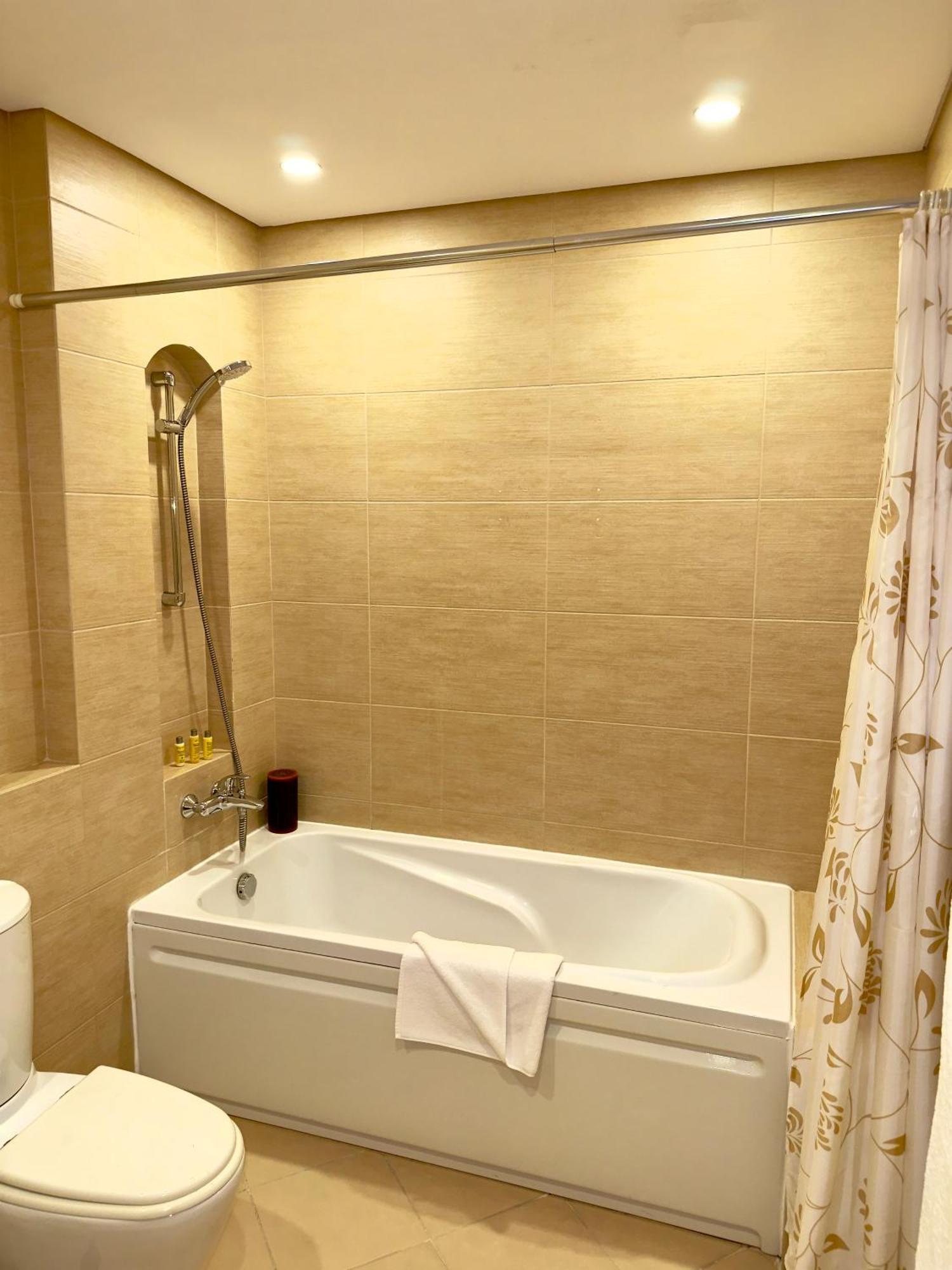 ซัมเมอร์เซต อัล ฟาเตห์ บาห์เรน Apartment มานามา ภายนอก รูปภาพ
