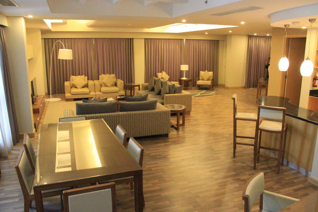 ซัมเมอร์เซต อัล ฟาเตห์ บาห์เรน Apartment มานามา ภายนอก รูปภาพ